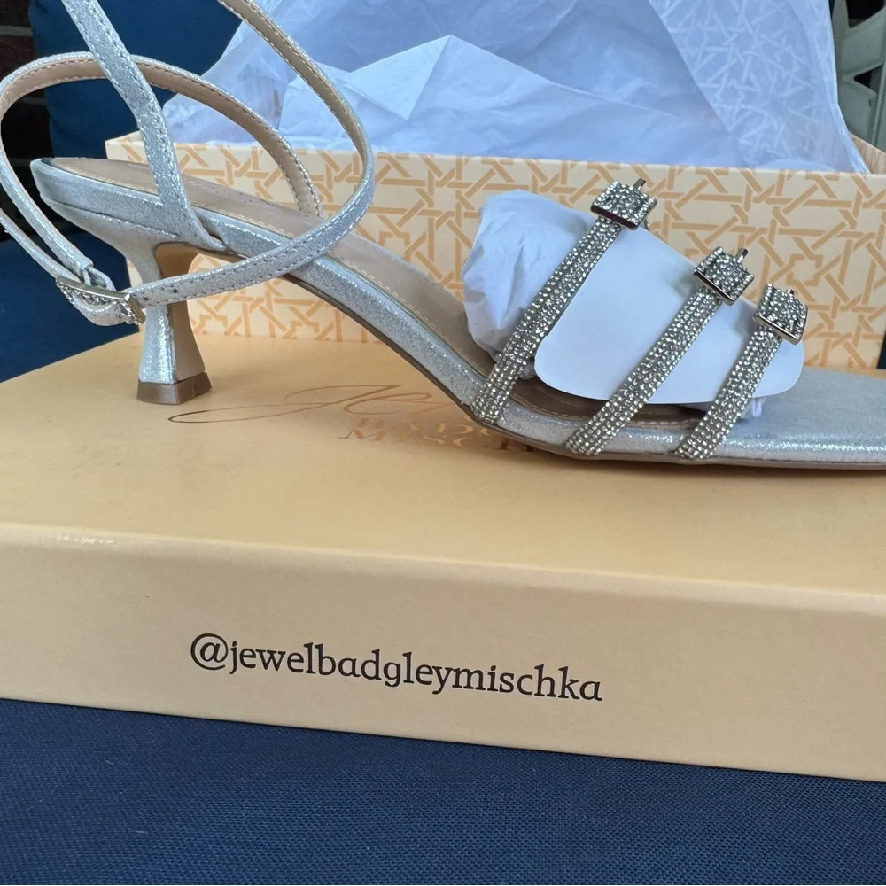BADGLEY MISCHKA TESSLYNN Silver Jewel Sandals